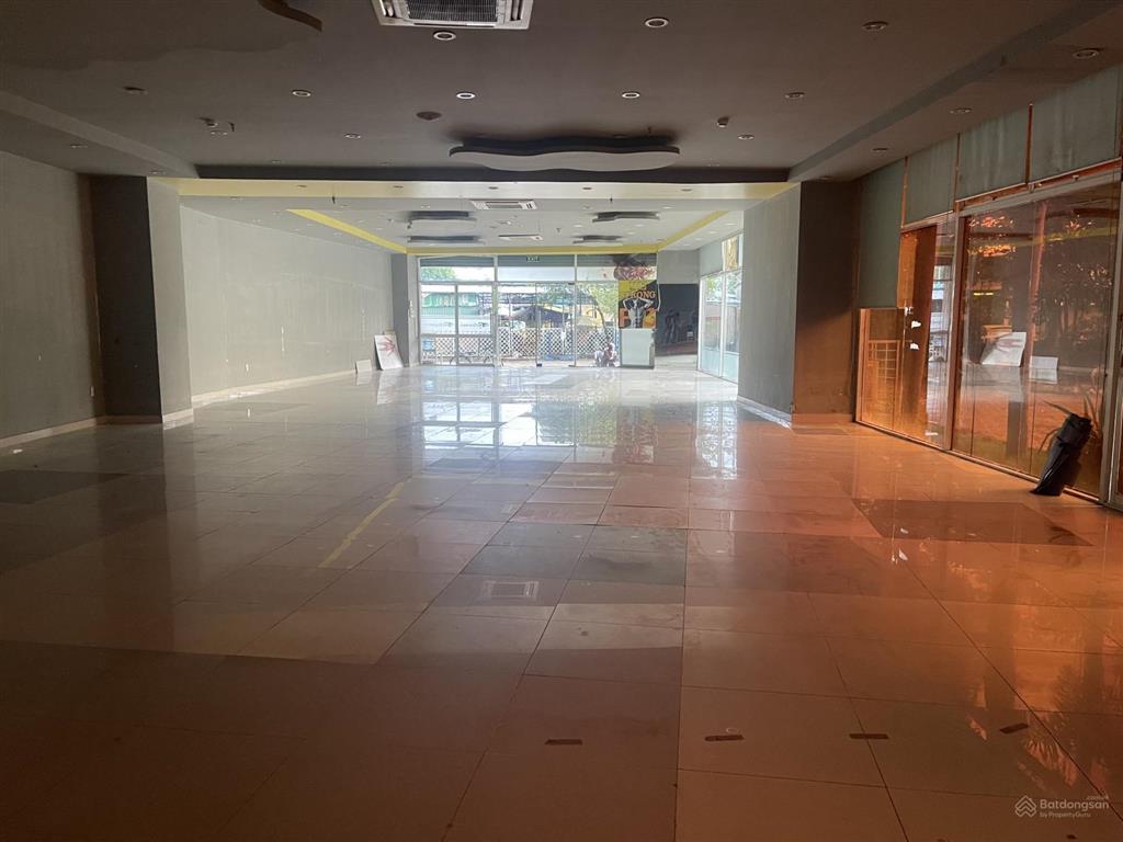 Bán căn shophouse chung cư ngọc lan góc view hồ bơi thoáng đẹp dt 328m2 sổ hồng lâu dài giá 12.5tỷ