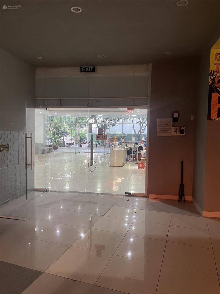 Bán căn shophouse chung cư ngọc lan góc view hồ bơi thoáng đẹp dt 328m2 sổ hồng lâu dài giá 12.5tỷ