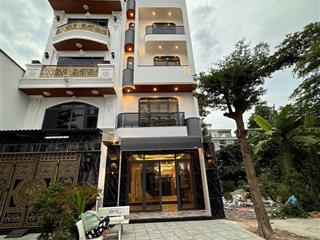 Bán nhà phố 2mt kdc 1181 phước kiển dt 91.5m2 5 tầng, có thang máy, full nội thất giá thỏa thuận