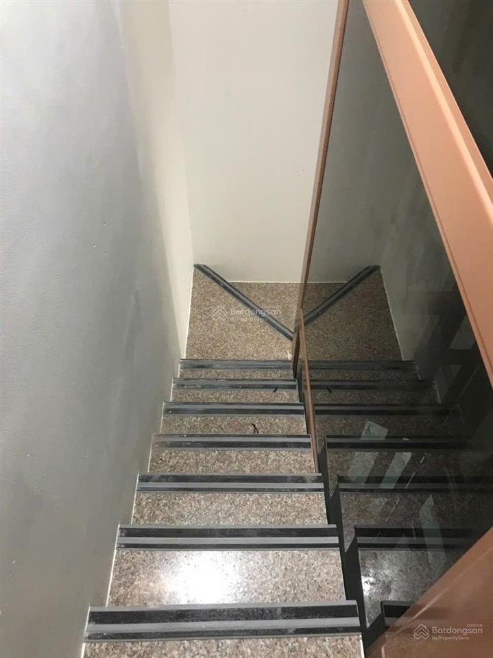 Bán nhà 5 tầng ngõ 466 ngô gia tự, long biên, 75m2, thang máy, ô tô đỗ cửa 13.8 tỷ