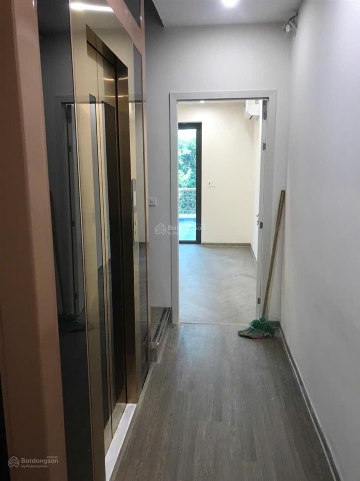 Bán nhà 5 tầng ngõ 466 ngô gia tự, long biên, 75m2, thang máy, ô tô đỗ cửa 13.8 tỷ