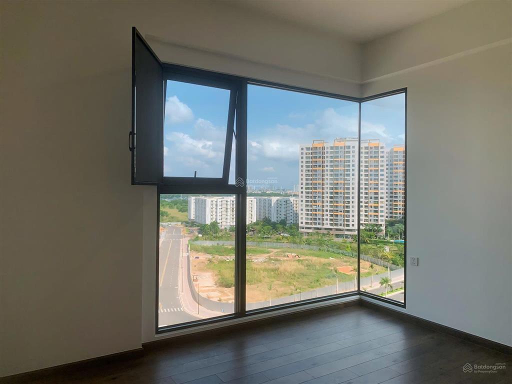 Chính chủ bán căn góc 2pn 85m2 panorama mizuki view quảng trường. giá 5.6 tỷ sẵn sổ công chứng ngay