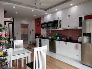 Cần bán nhà phân lô phố dịch vọng 120m2 5 tầng thang máy giá 28 tỷ