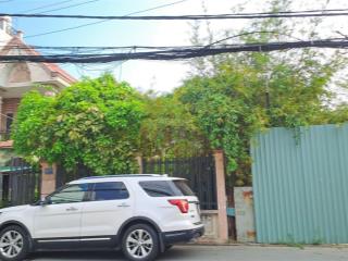 Hotcho thuê nhà biệt thự+sân vườn, dt 550m2. ngay ga depot tham lươnggiao lộ pv.hớntrường chinh