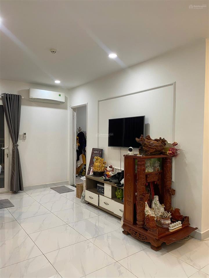 Mình bán căn hộ chung cư 50m2 (1 phòng ngủ, 1 nhà vệ sinh) tại cc hiệp tân 57 tô hiệu. giá 2,35tỷ