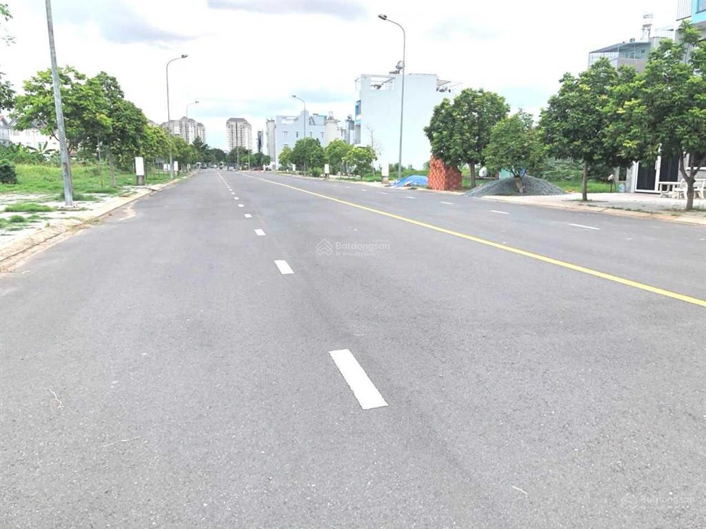 Cần bán gấp lô đất vị trí kinh doanh đường 30m kdc an thiên lý  11.5 tỷ  đông nam