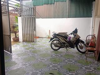 Cho thuê nhà 3 tầng đẹp tại tổ 60 tân mai đoạn gần chợ đầu mối, vừa ở hoặc làm kho, giá 9,5tr/tháng