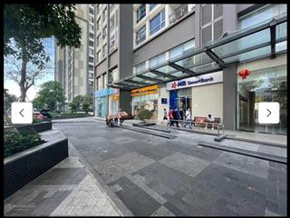 Bán căn shophouse 4 tầng 1200m2, đang có hđ thuê 1 tỷ/tháng, 450 tỷ