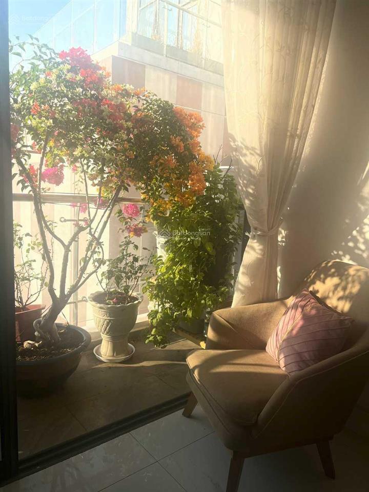 Căn precia view sông 2pn 6 tỷ (có sổ, vay được), và căn 2pn khác 6.5 tỷ, hướng đa dạng 0886 277 ***