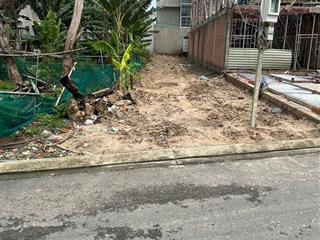 Cần bán mặt tiền đường 179 tân phú q9 cũ, thuận tiện xây chdv, đầu tư