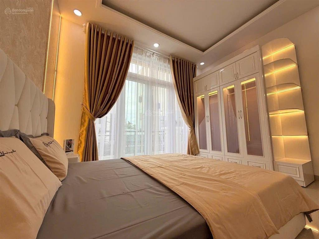 Nhà thạnh lộc 13 đường 8m tặng full nội thất cao cấp