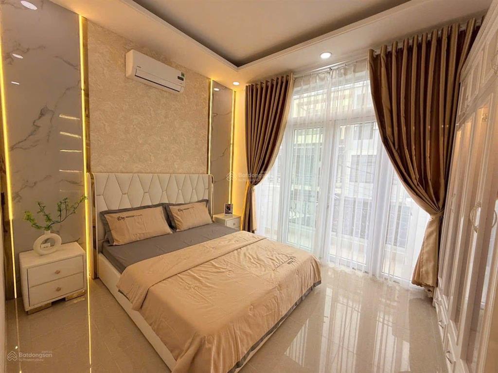 Nhà thạnh lộc 13 đường 8m tặng full nội thất cao cấp