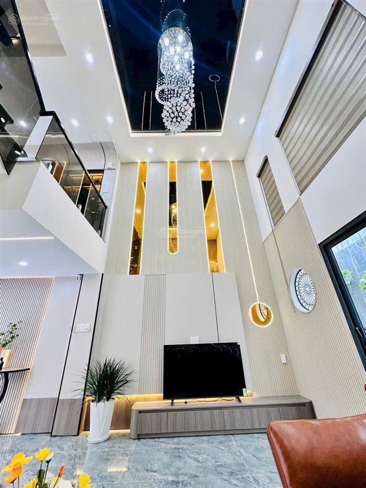 Siêu phẩm ngang 5m mặt tiền thạnh lộc 37 kinh doanh đa ngành nghề