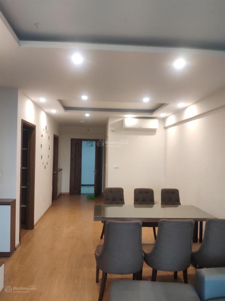 Cho thuê căn 3 ngủ gelexia 885 tam trinh hoàng mai, hà nội. 11 triệu. đủ đồ, hướng mát 0916 800 ***