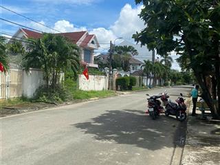 Bán lô đất mặt tiền xe công 350m giá 65tr/m2, vòng xoay phú hữu, nguyễn duy trinh q9