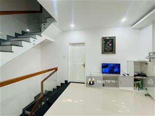 Nhà phố góc hai mặt tiền lakeview city full nội thất giá 40tr/th.  0917 330 ***