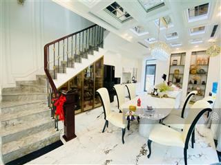 Nhà phố góc vườn lakeview city full nội thất hiện đại giá 30 tỷ thương lượng mạnh.