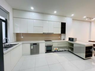 Cần cho thuê nguyên căn nhà phố lakeview city giá chỉ 30tr/th nhà hoàn thiện đầy đủ nội thất.