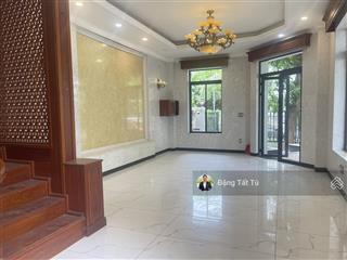 Nhà phố căn góc hai mặt tiền view công viên lakeview city giá 29 tỷ ( thương lượng)