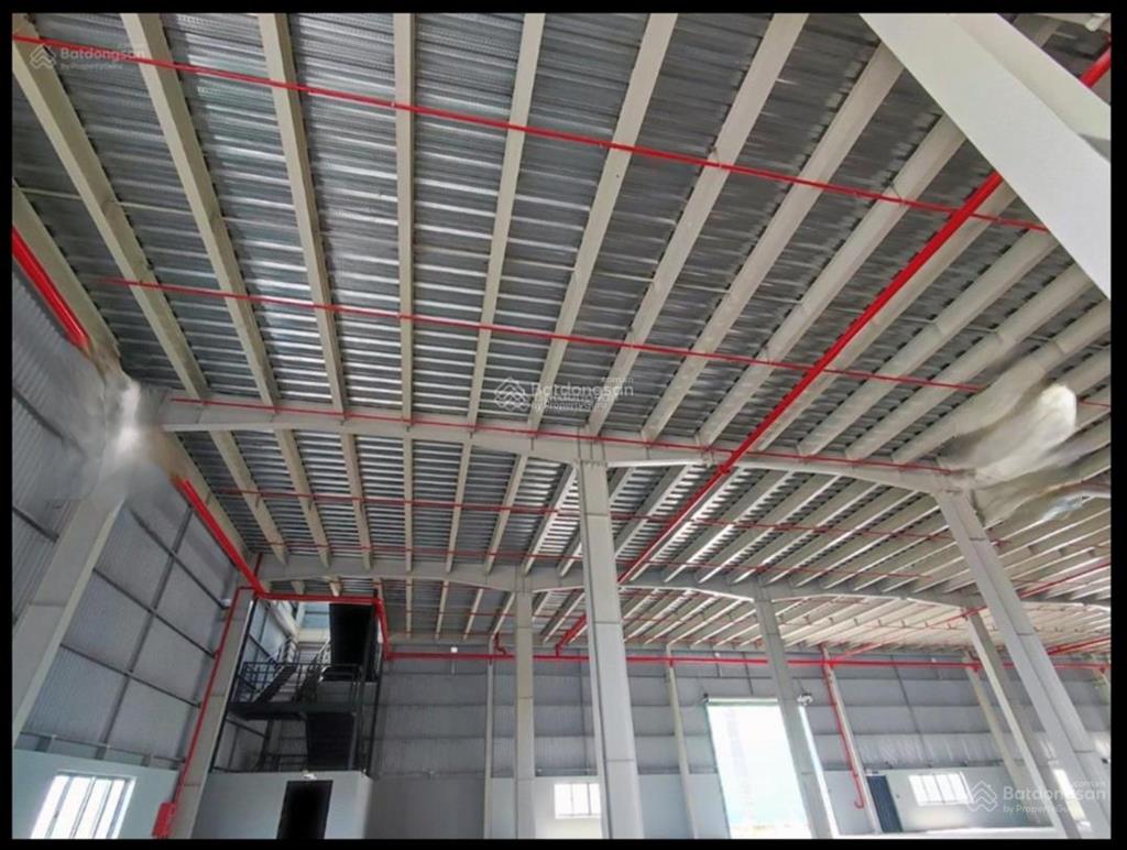 Kcn long thành dt 2400m2 xưởng độc lập