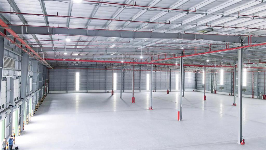 Kcn nhơn trạch 2400m2, giá thuê cực ưu đãi. mr hưng 0918 283 ***