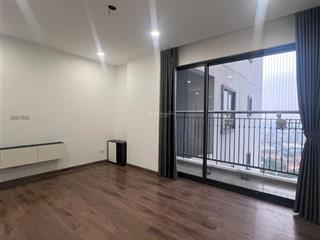 Cc hateco 62m2, 2 ngủ, view hồ, nội thất cơ bản, sẵn sổ sang tên ngay. giá 4, x tỷ (x mầm non)
