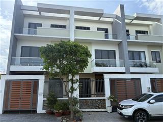 Bán nhà lô lk0530 bà rịa city gate (6x20), diện tích sàn 326 m2, giá bán 4.800 triệu đồng.
