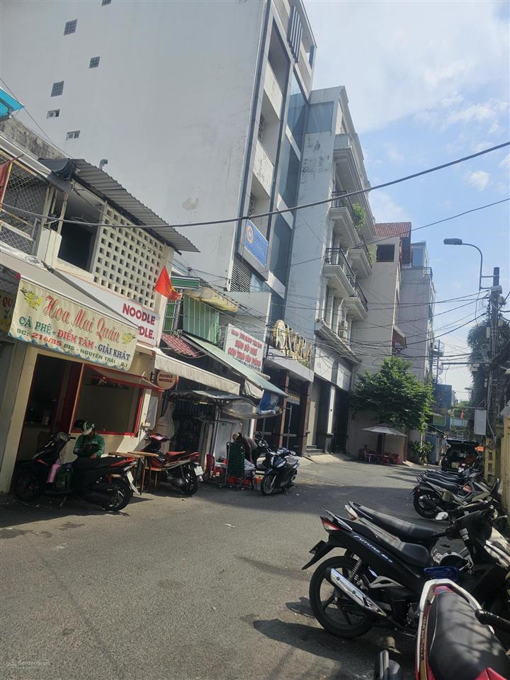 Bán nhanh căn nhà ngõ 214 nguyễn trãi phường nguyễn cư trinh quận 1 giá đầu tư