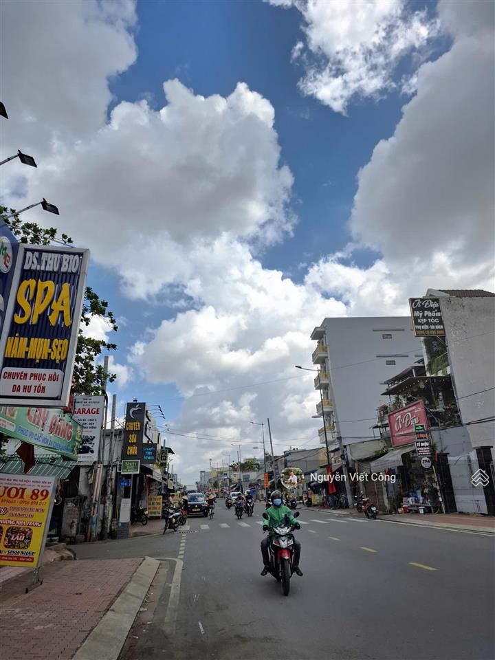 Bán lô đất(15x22m ~ 333m2) 2mt ngay quốc lộ 13 cũ, hiệp bình phước.