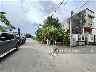 Bán lô đất gần 100m2 góc 2mt hướng ra sông sài gòn và khu biệt thự  giáp vạn phúc city