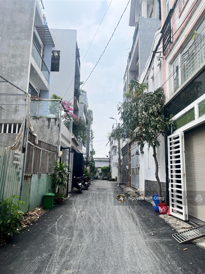 Bán đất 101m² ngang khủng 5,5m  quốc lộ 13  xây được 6 tầng  sát kđt vạn phúc  sông sài gòn