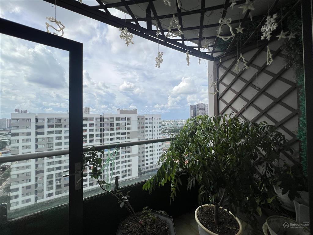 Chính chủ bán flora novia 75m2(2pn2wc) view phạm văn đồng
