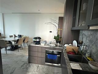 Cove residences bán 2 phòng ngủ, căn góc view sông, hướng đông nam mát mẻ