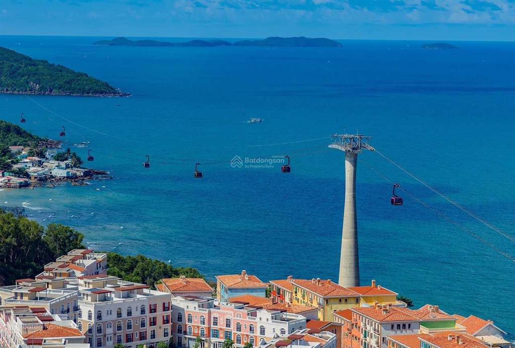 Căn góc, view biển 5 tầng, mái bằng, giá 11 tỷ, ngắm trọn cầu hôn view biển, 0365 729 ***