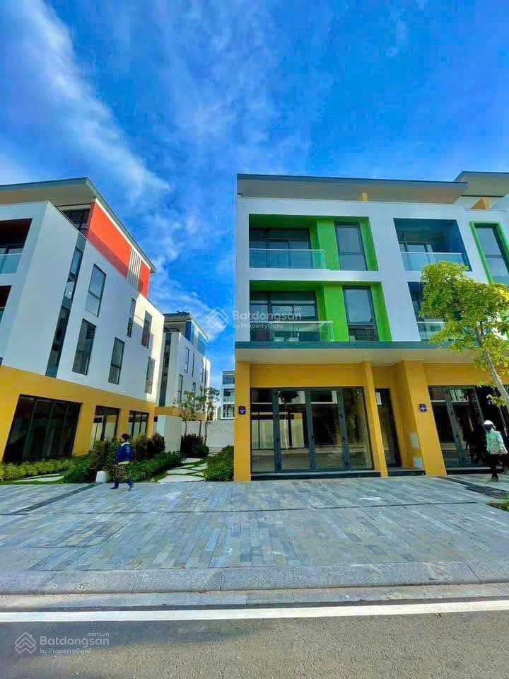 Cắt lỗ căn góc, đã có sổ, giá chỉ 6 tỷ bao thuế phí, gần biển, 0365 729 ***