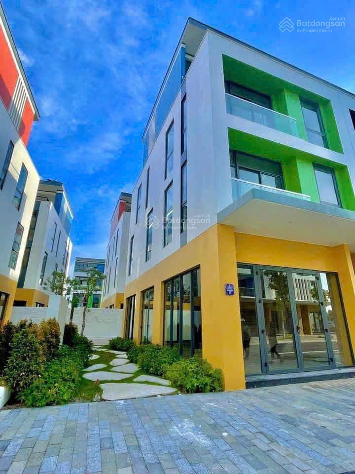 Cắt lỗ căn góc, đã có sổ, giá chỉ 6 tỷ bao thuế phí, gần biển, 0365 729 ***