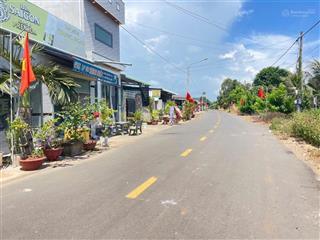 Một lô đất 6m mặt tiền, nở hậu 7m. đường nhựa, dân cư. đi biển phước hải chỉ 10p