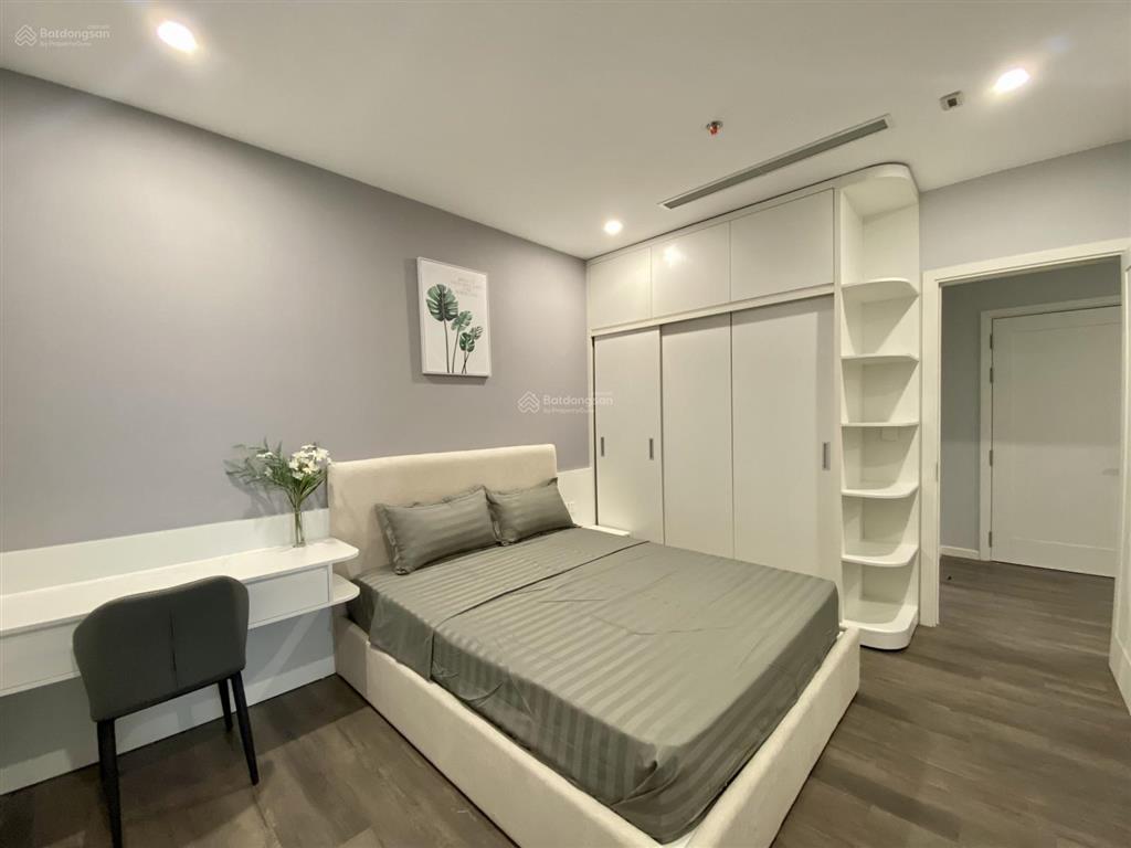 Gia đình tôi cho thuê căn góc 3 ngủ 106m2 tại chung cư eco lake view 32 đại từ quận hoàng mai