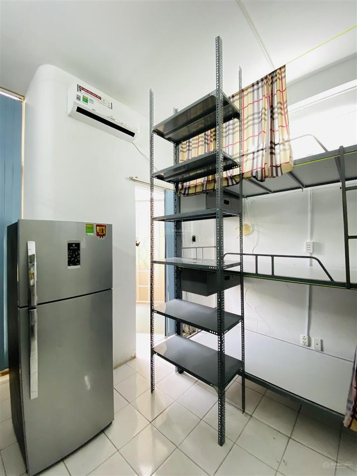 Ở ghép giường tầng bao điện nước, để xe 1tr3 gần huflit, sư phạm, cao đẳng kinh tế, vlu, khtn, ueh