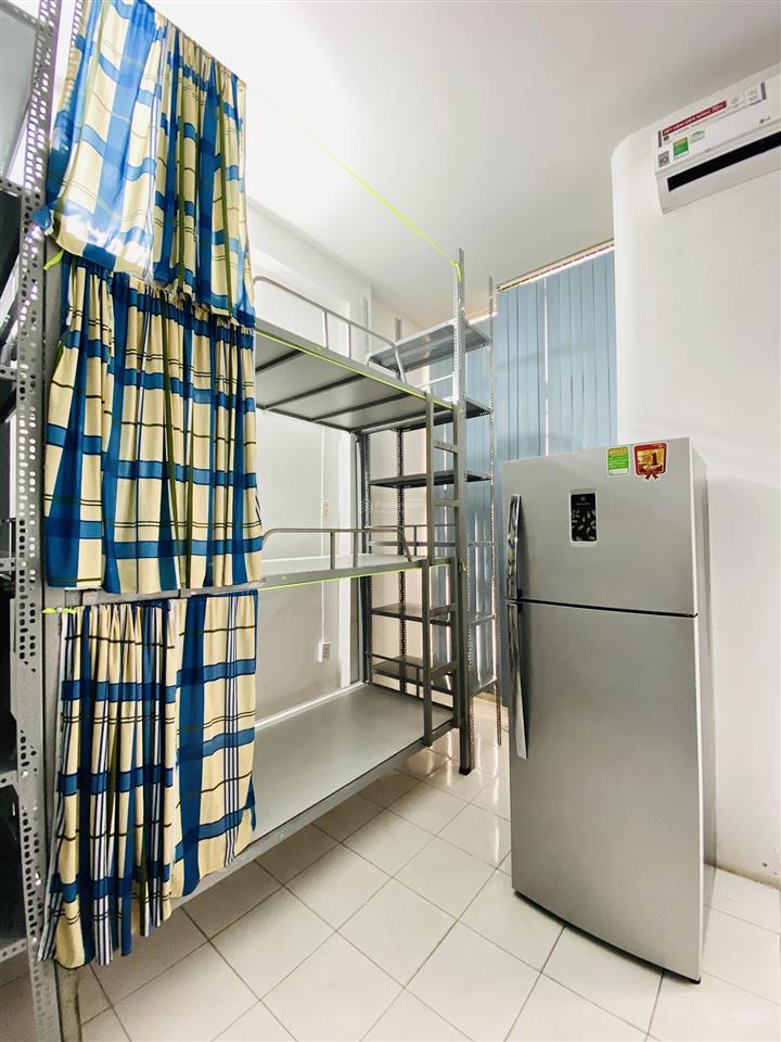 Ở ghép giường tầng bao điện nước, để xe 1tr3 gần huflit, sư phạm, cao đẳng kinh tế, vlu, khtn, ueh