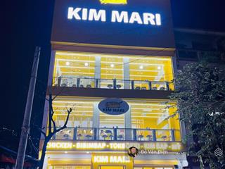 Cho thuê mặt bằng 2026 nhận nhà. nhà mặt phố đội cấn 240m mặt tiền 8m giá thuê 60tr call em kẻo lỡ