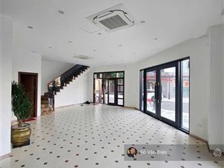 Cho thuê mặt hồ trúc bạch, 120m2 x 2 tầng, mt 11m, 65 triệu, mọi mô hình kinh doanh