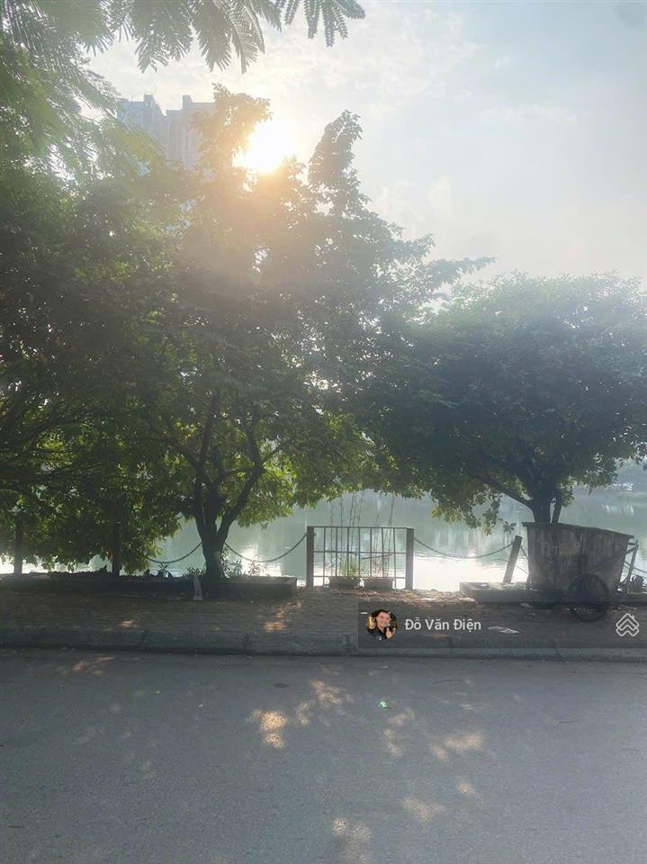 Cho thuê mặt hồ văn quán, 220m2x3 tầng, mặt tiền 12m, giá thuê 50 triệu, mọi mô hình kinh doanh