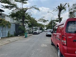 Chủ cần bán nhà 1 trệt 1 lầu kdc vĩnh phú,  0909 036 ***