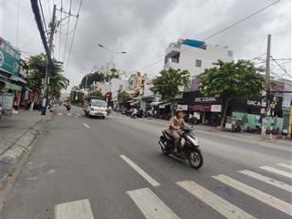 Nhà lầu trung tâm lái thiêu.  0909 036 ***