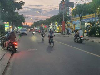 Nhà 1 trệt 3 lầu, gần chợ búng ql13,  0909 036 ***