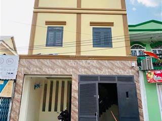 Nhà 3 lầu hưng định gần chợ ql13.  0909 036 ***