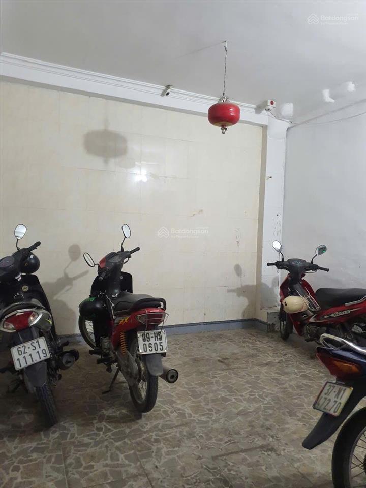 Bán nhà 100m2, 5 tầng tại ngõ phố vũ ngọc phan, phường láng (mới), tp hà nội