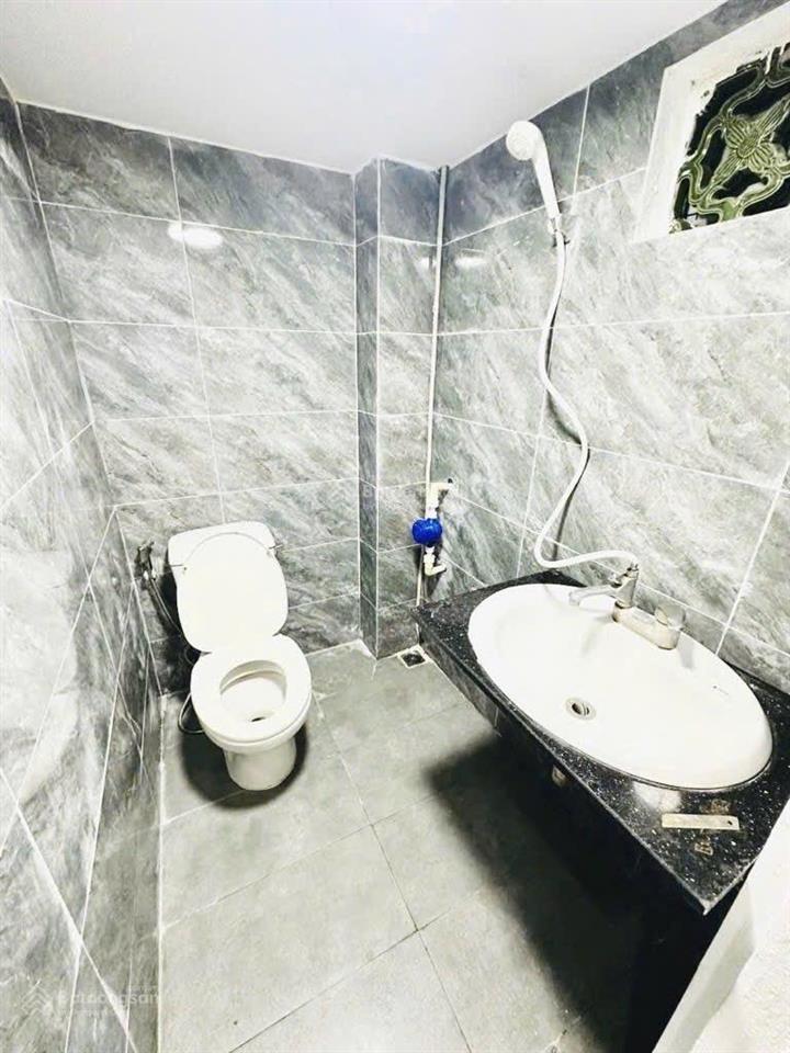 Siêu phẩm đầu tư 1  0  2 quận đống đa, 8,96 tỷ sổ đỏ 57m2x7tầng, 14 phòng cho thuê.  0977 467 ***