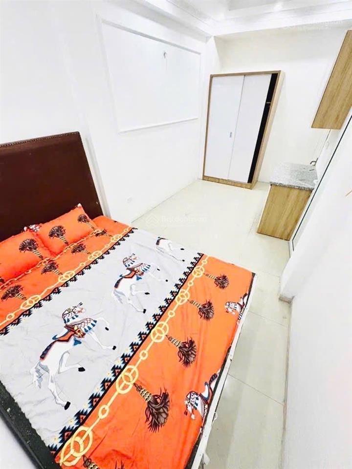 Siêu phẩm đầu tư 1  0  2 quận đống đa, 8,96 tỷ sổ đỏ 57m2x7tầng, 14 phòng cho thuê.  0977 467 ***